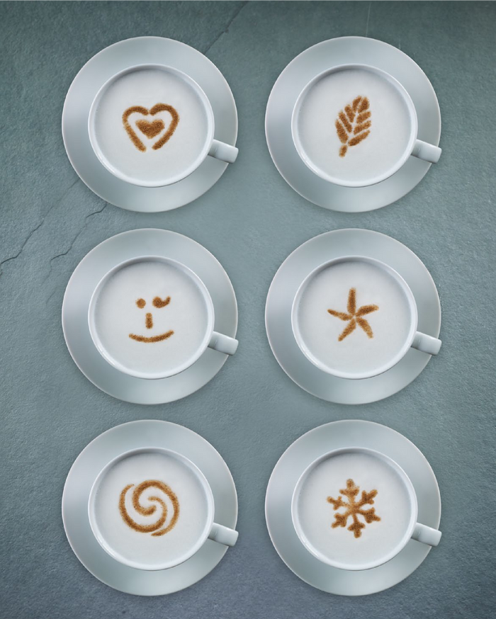 Aerolatte Cacaostrooier Cappuccino Artist - met 6 Sjablonen