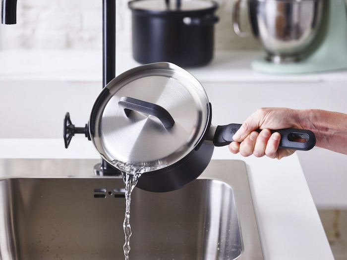 BK Pannenset Flow Cool Zwart 4-delig - RVS - Kookpan ø 16, 18, 20 cm & Steelpan ø 16 cm