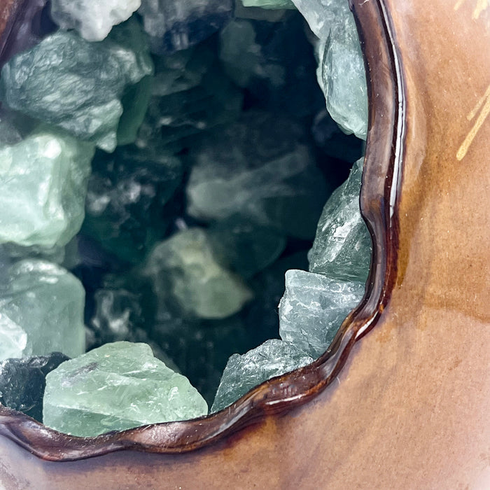 Gleneagles - LED Dinosaur Egg Lamp - Green Fluorite