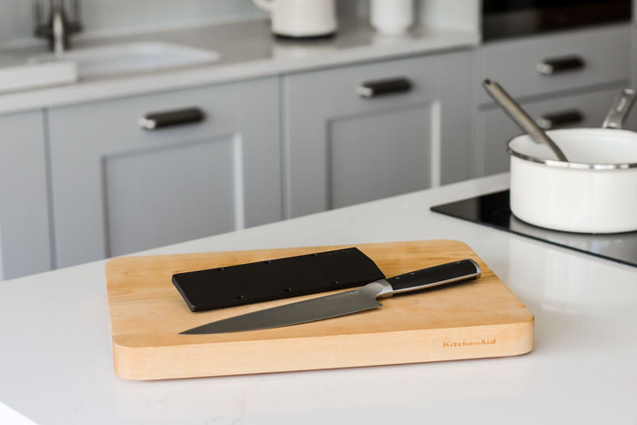 KitchenAid Koksmes Gourmet 20 cm + Gratis mesbeschermer