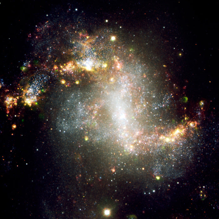 NGC1313 Starburst Galaxy - high resolution space images - Sky Image Lab
