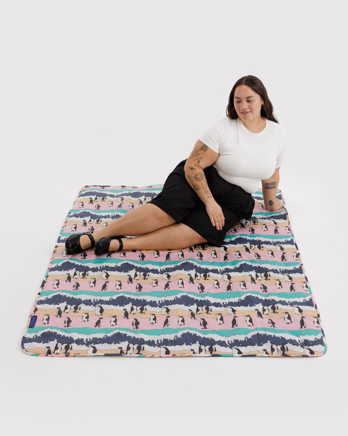 Puffy Picnic Blanket - Penguin