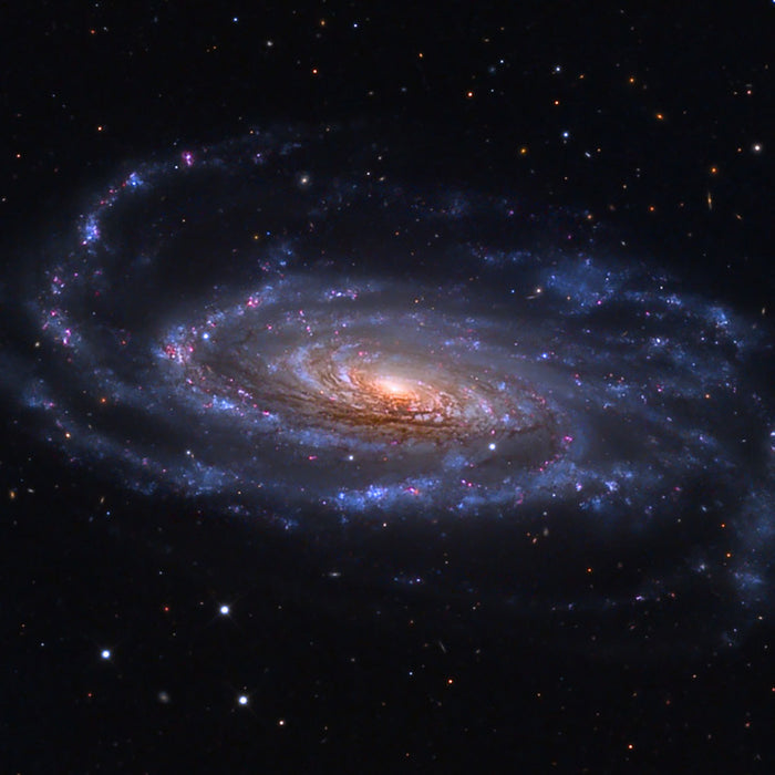 Spiral Galaxy NGC 5033 - high resolution space images - Sky Image Lab