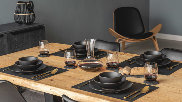 Studio Tavola Serviesset Black Tie 18-delig / 6 personen - 6 ontbijt/dessertborden, 6 diepe borden en 6 dinerborden